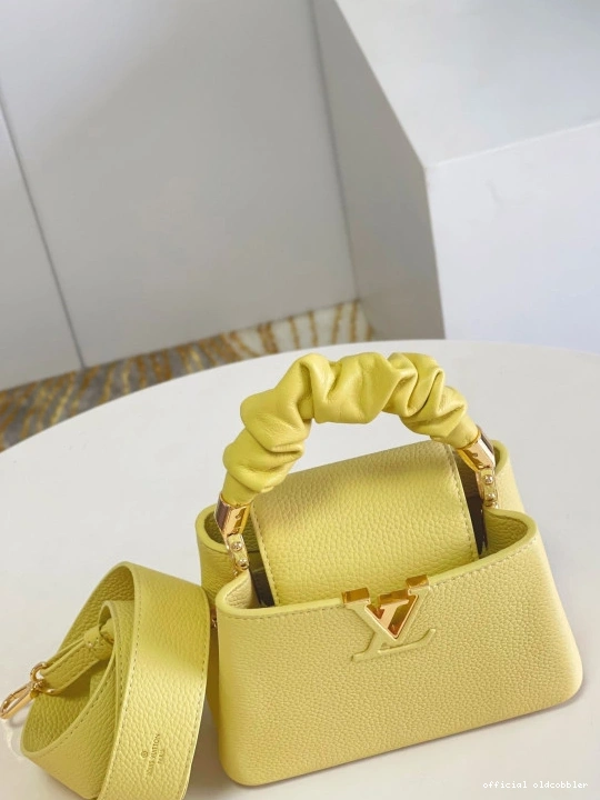 Official oldcobbler LOUIS MINI CAPUCINES VUITTON 0807